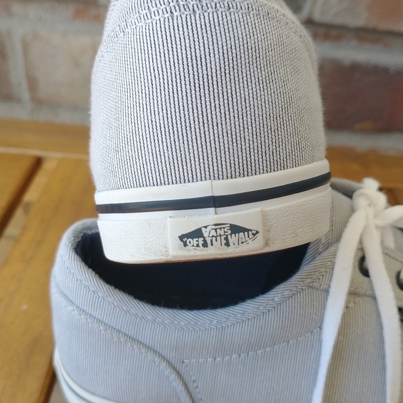 Vans Off The Wall Sneakers Women's Size 10 Lace Striped White Gray Black Shoes - Picture 6 of 10